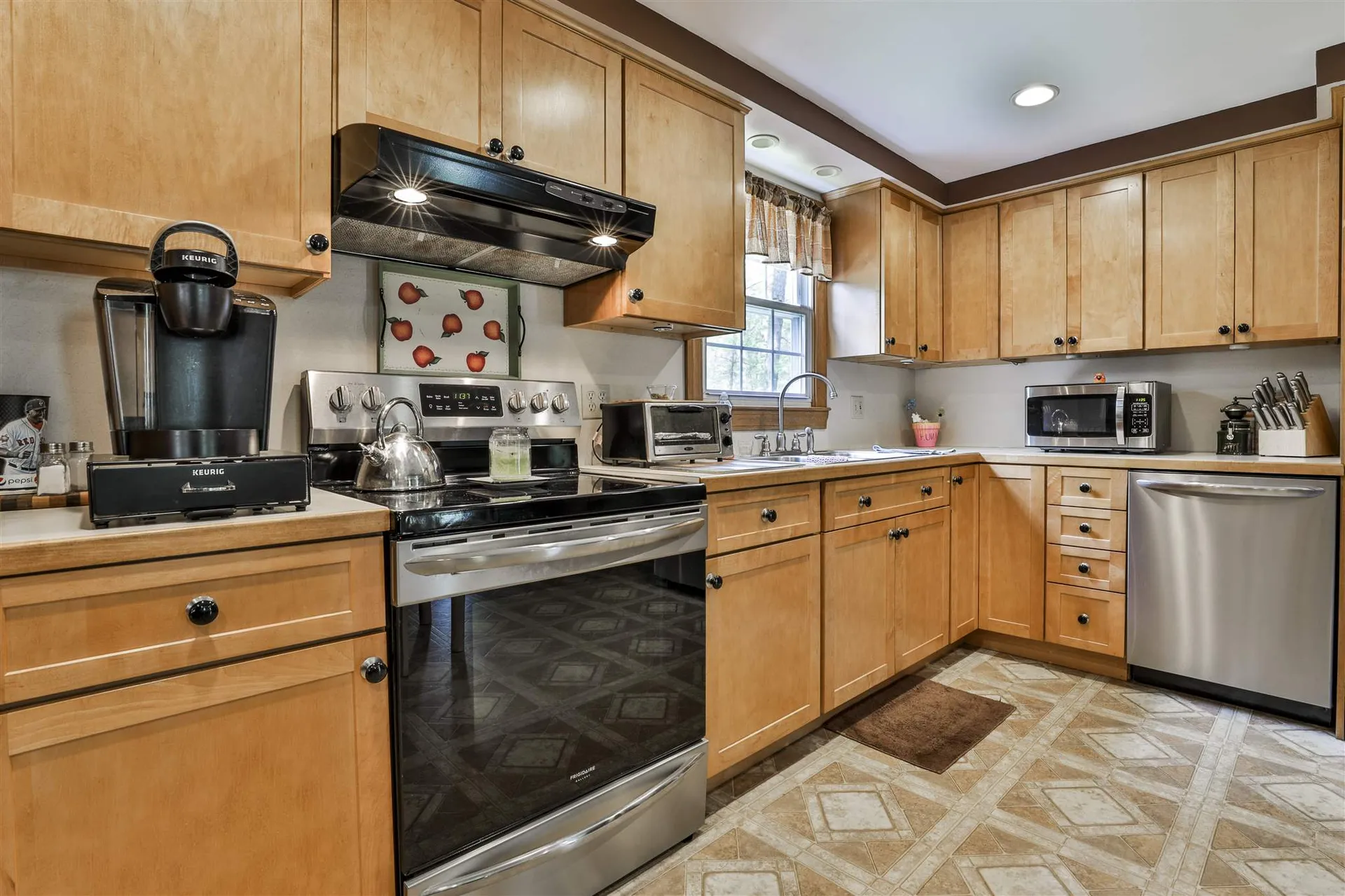 7 Douglas Drive Amherst NH 03031