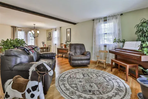 7 Douglas Drive Amherst NH 03031