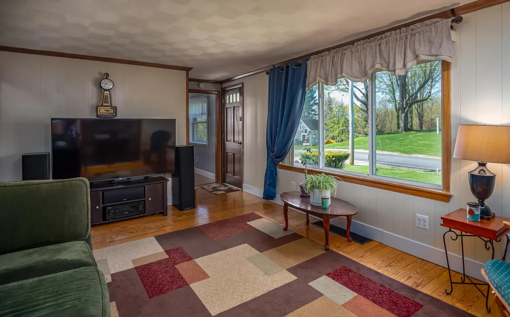 14 Old Mill Road South Berwick ME 03908