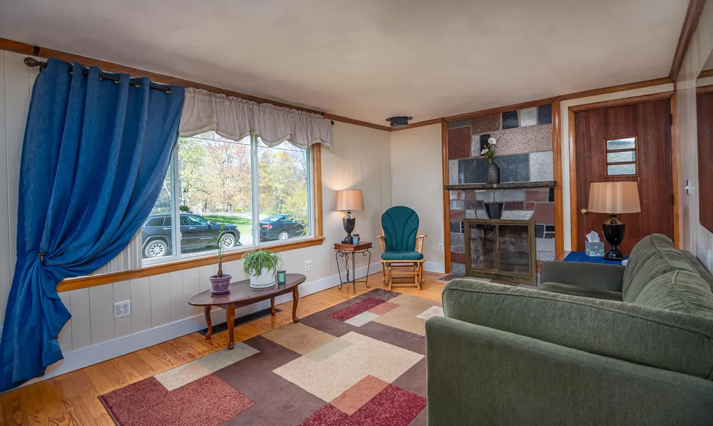 14 Old Mill Road South Berwick ME 03908