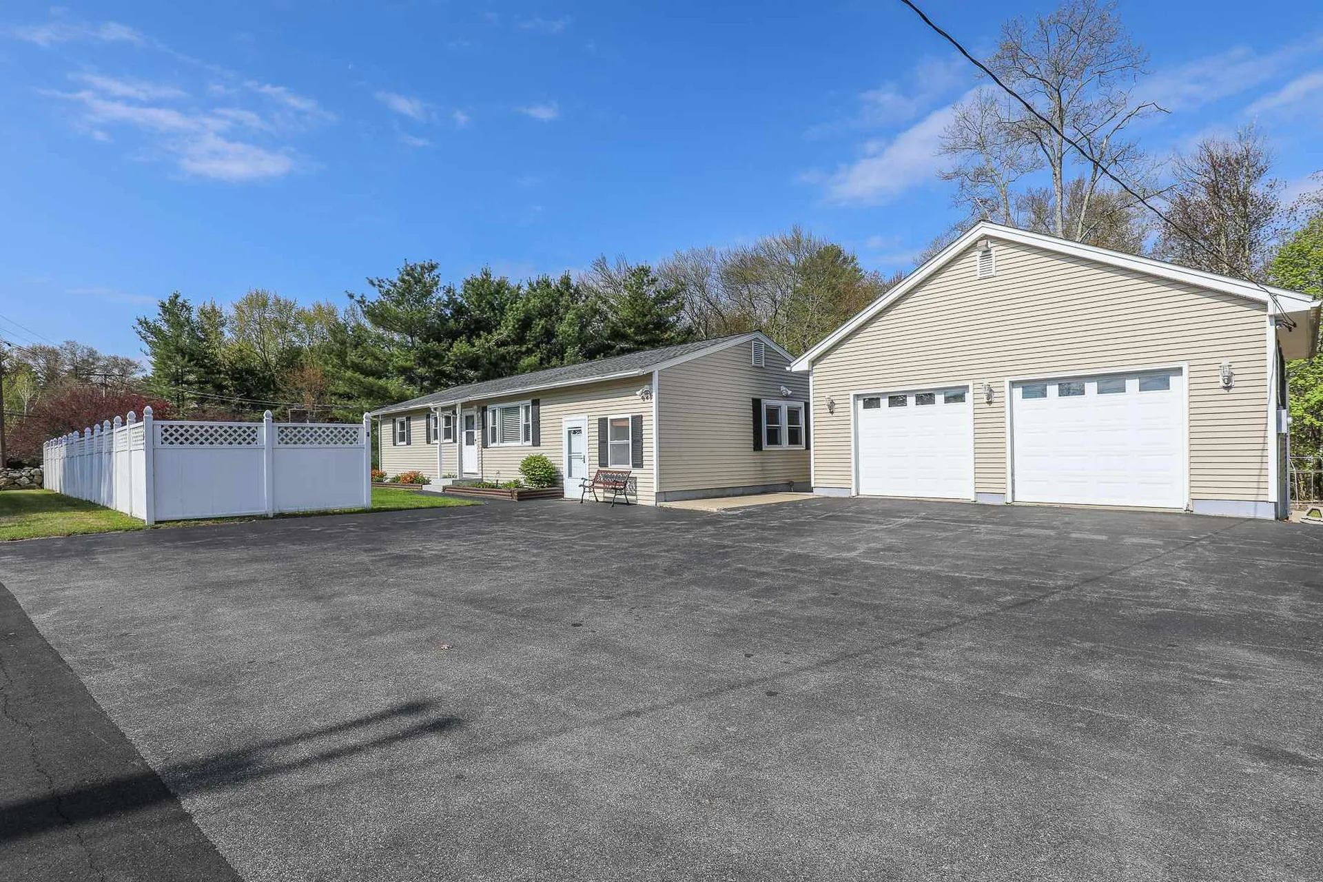 163 Back River Road Bedford NH 03110-1111