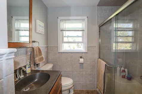 112 West Haven Road Manchester NH 03104