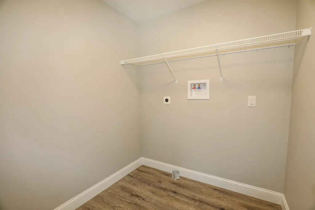 47a Derry Street Hudson NH 03051