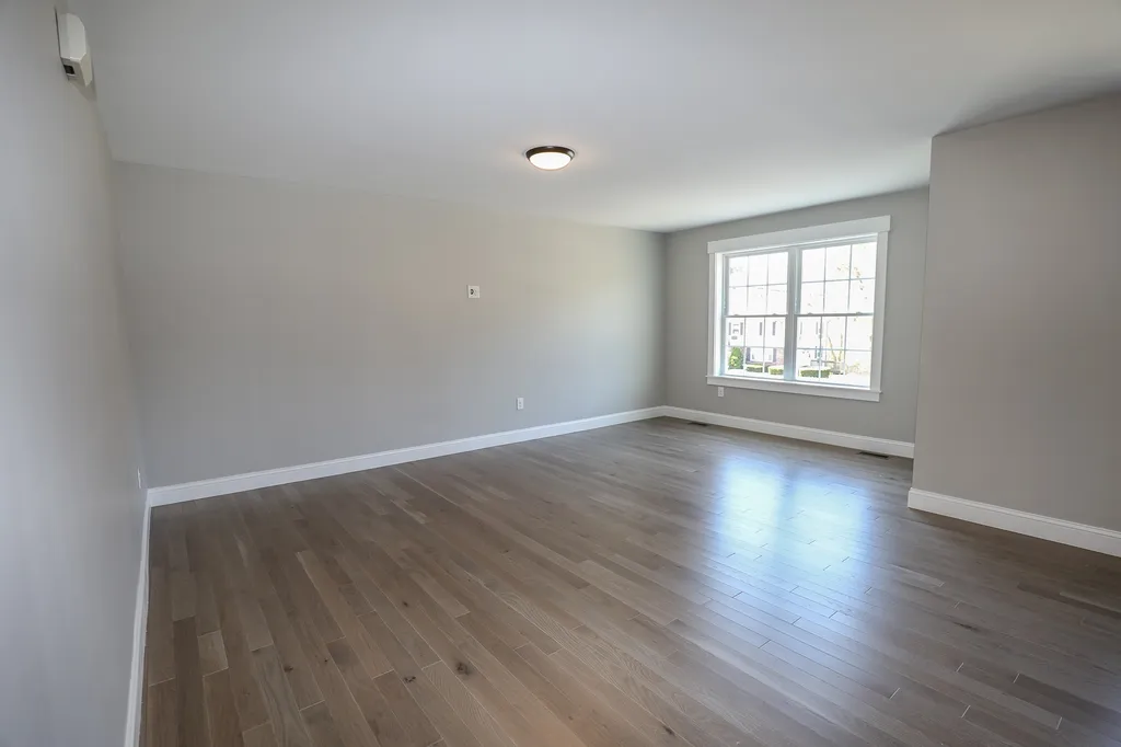 47a Derry Street Hudson NH 03051