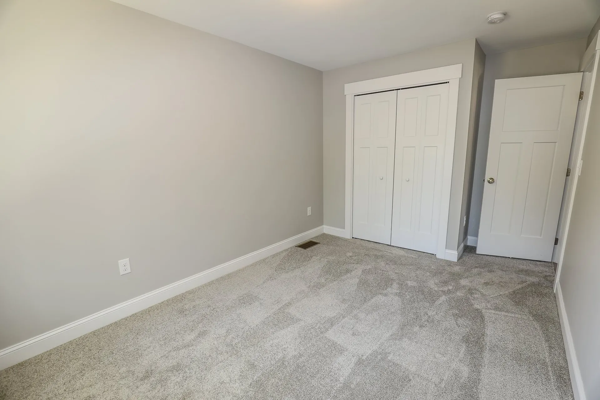 47a Derry Street Hudson NH 03051