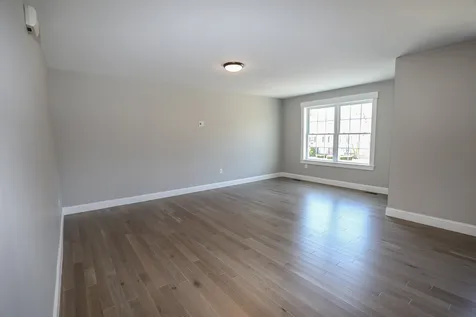 47a Derry Street Hudson NH 03051