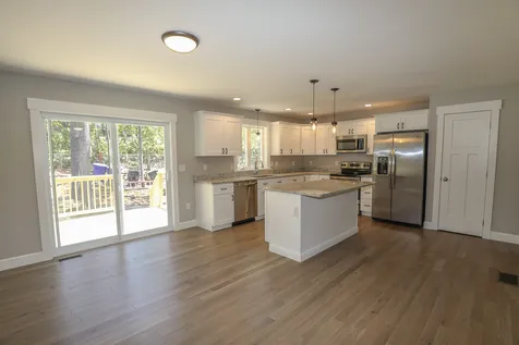 47a Derry Street Hudson NH 03051
