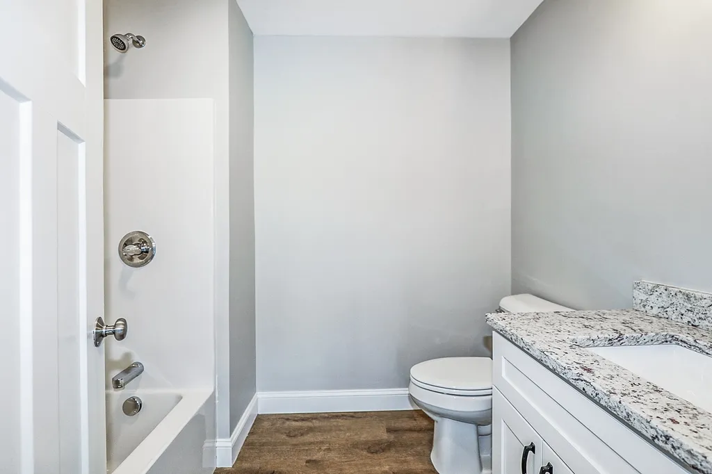 47b Derry Street Hudson NH 03051