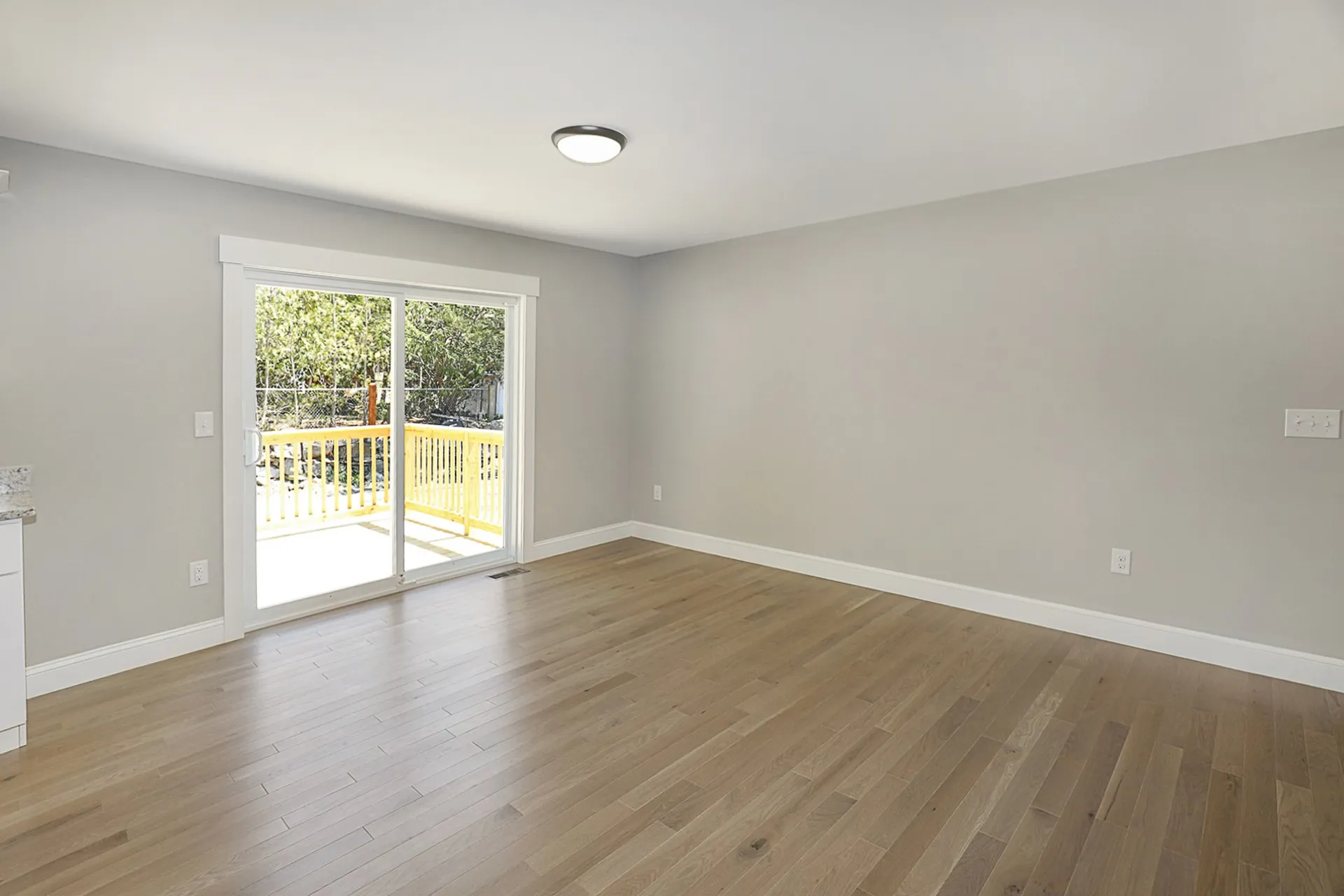 47b Derry Street Hudson NH 03051