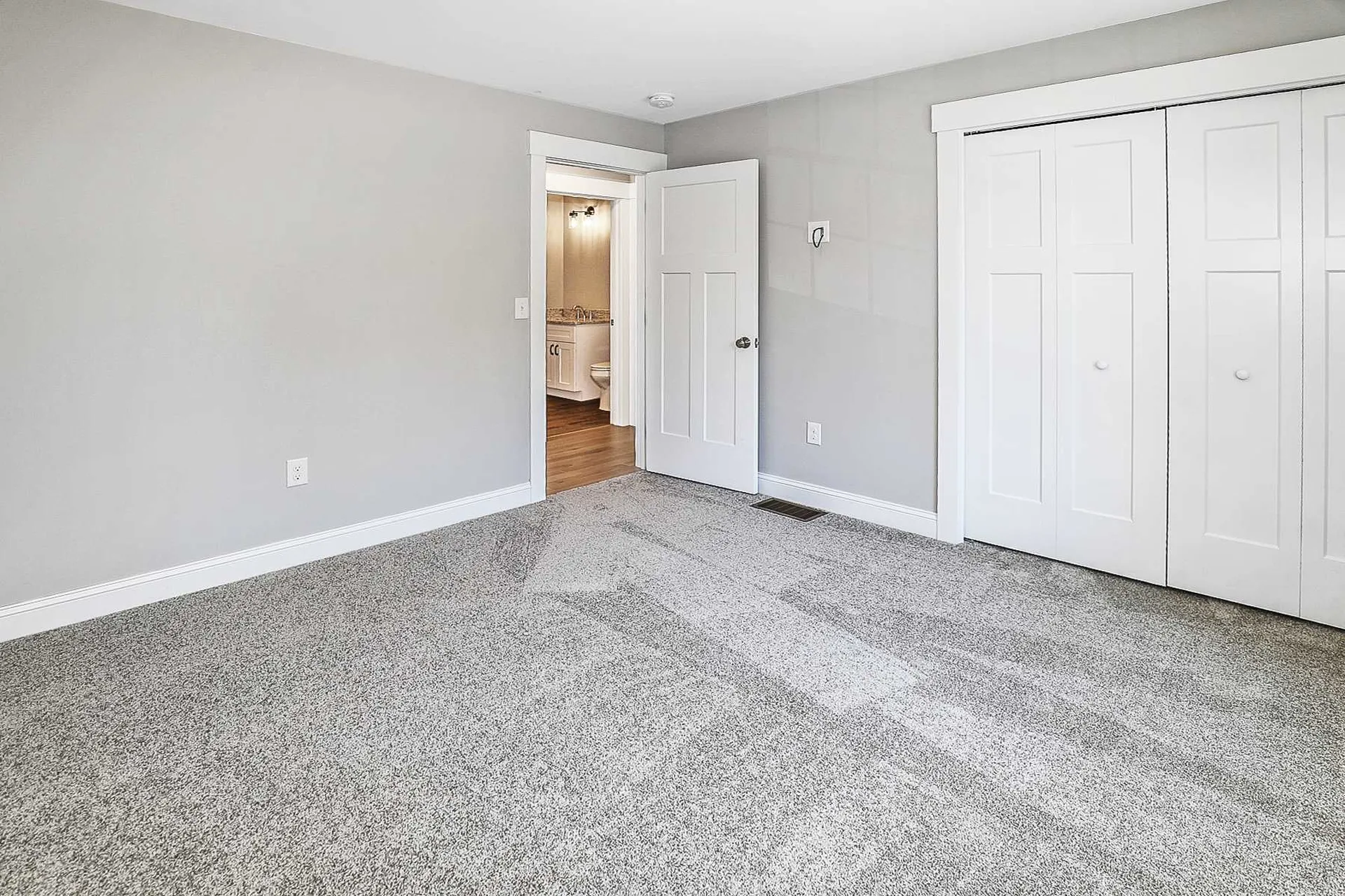 47b Derry Street Hudson NH 03051