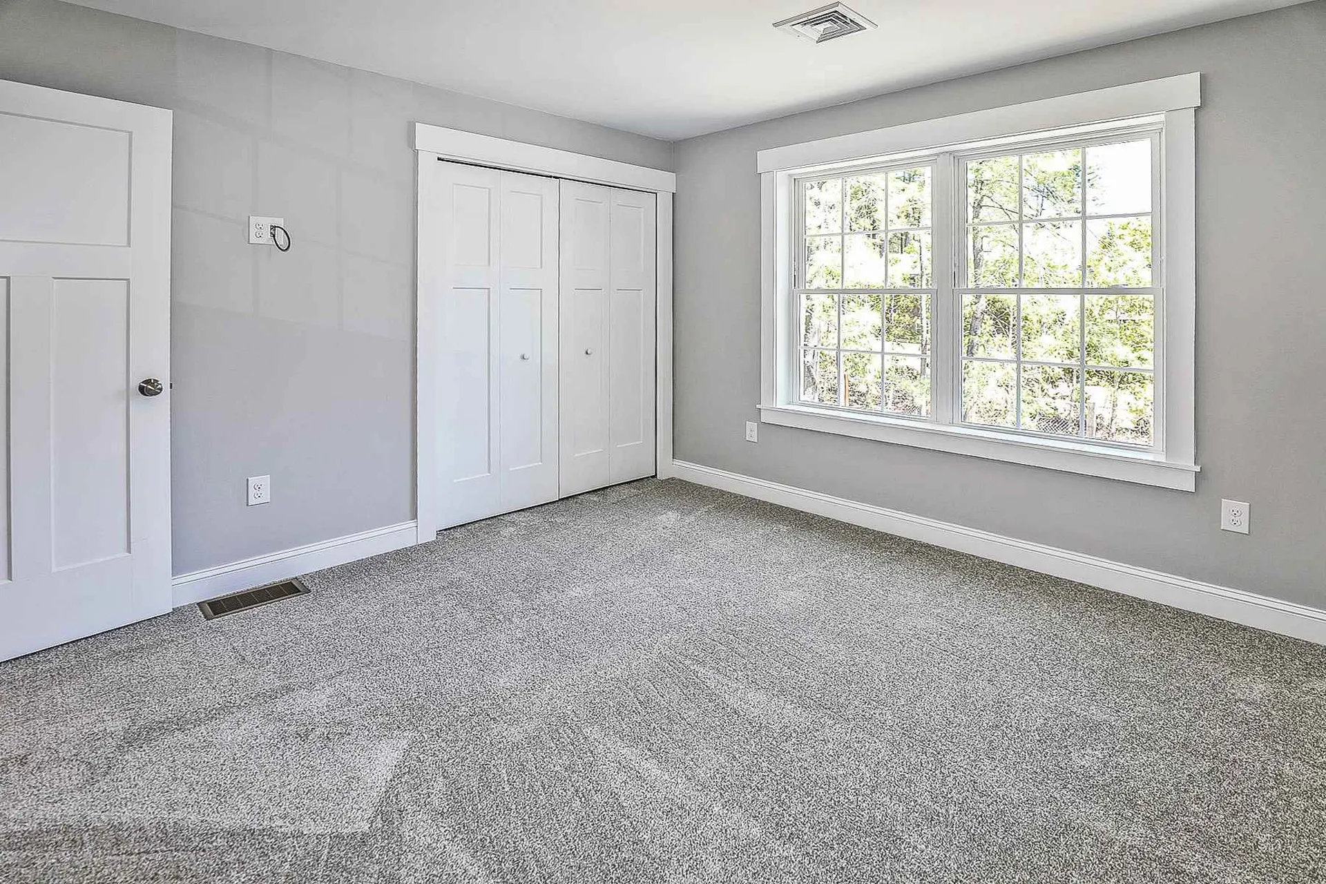 47b Derry Street Hudson NH 03051