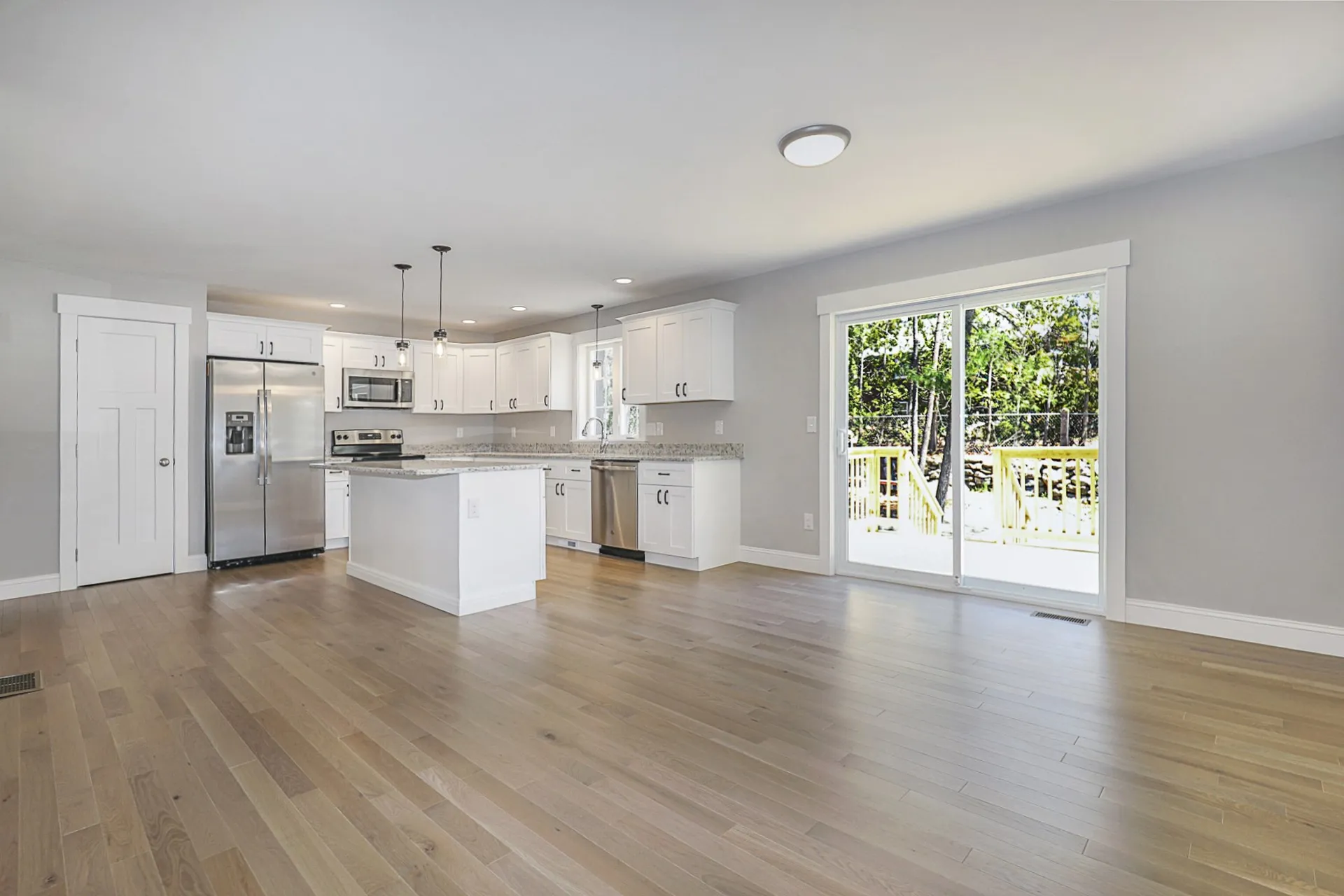 47b Derry Street Hudson NH 03051
