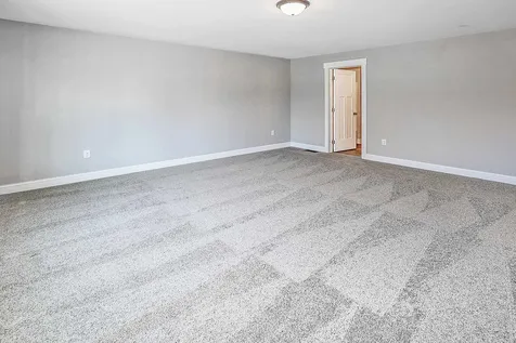 47b Derry Street Hudson NH 03051