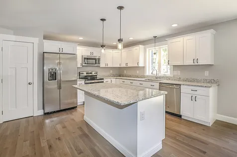 47b Derry Street Hudson NH 03051