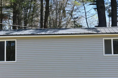 16 Otter Road Raymond NH 03077