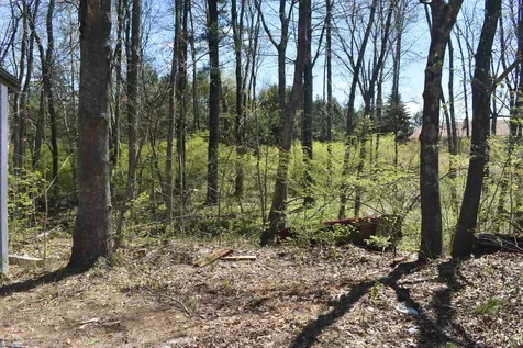 16 Otter Road Raymond NH 03077
