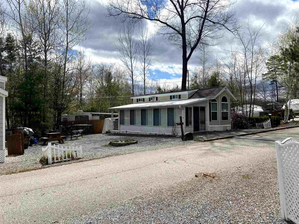 96 Hilliard Road Laconia NH 03246