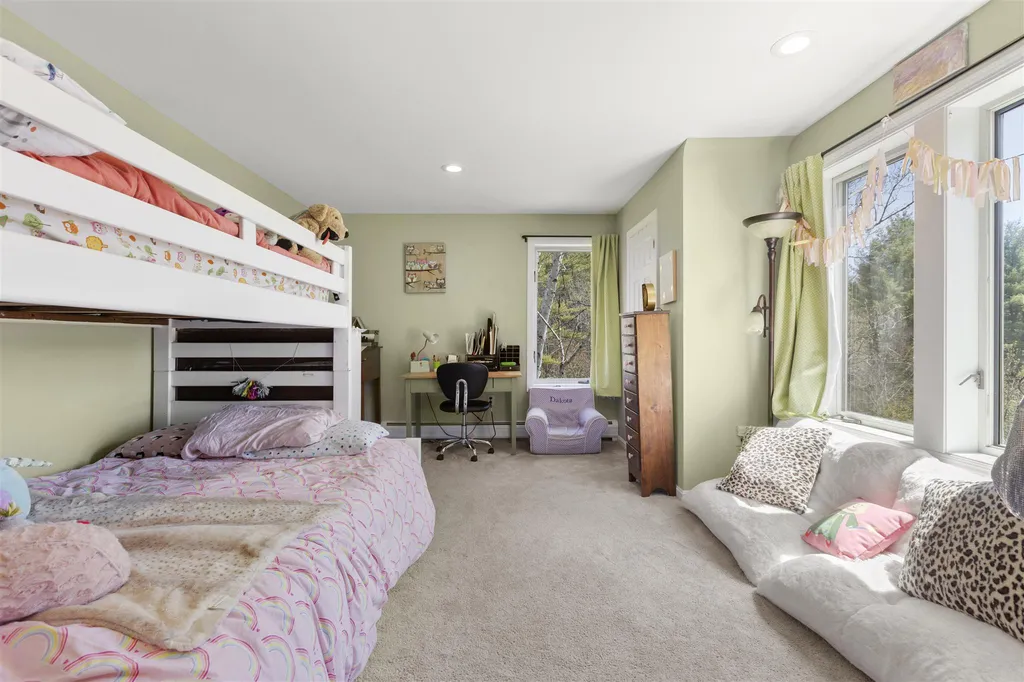 223 Shindagan Road Wilmot NH 03287