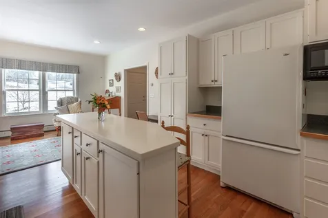 55 Spruce Lane New London NH 03257