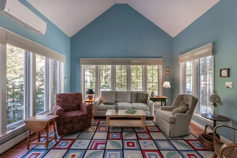 55 Spruce Lane New London NH 03257