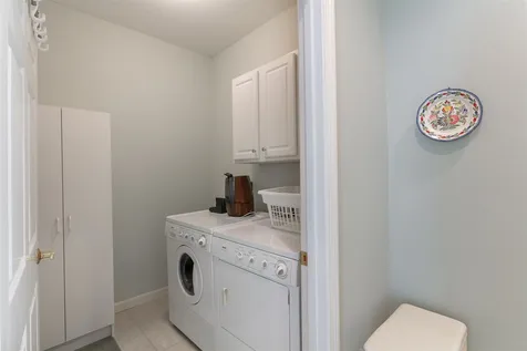55 Spruce Lane New London NH 03257
