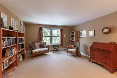 55 Spruce Lane New London NH 03257