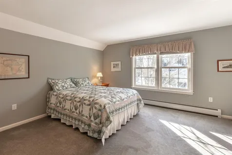 55 Spruce Lane New London NH 03257