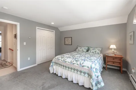 55 Spruce Lane New London NH 03257