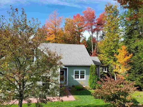 55 Spruce Lane New London NH 03257