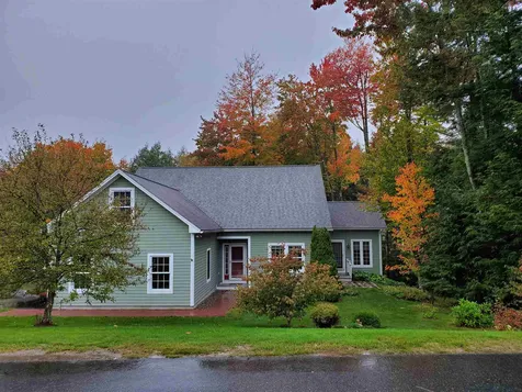 55 Spruce Lane New London NH 03257