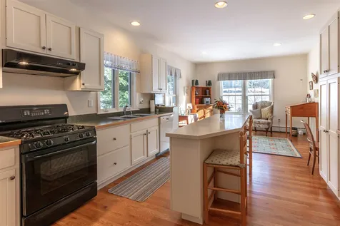 55 Spruce Lane New London NH 03257