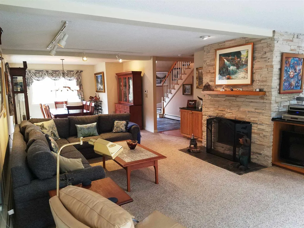 Living Room 41 Brookside Rd., Thornton, NH 03285 Alpine Lakes Real Estate