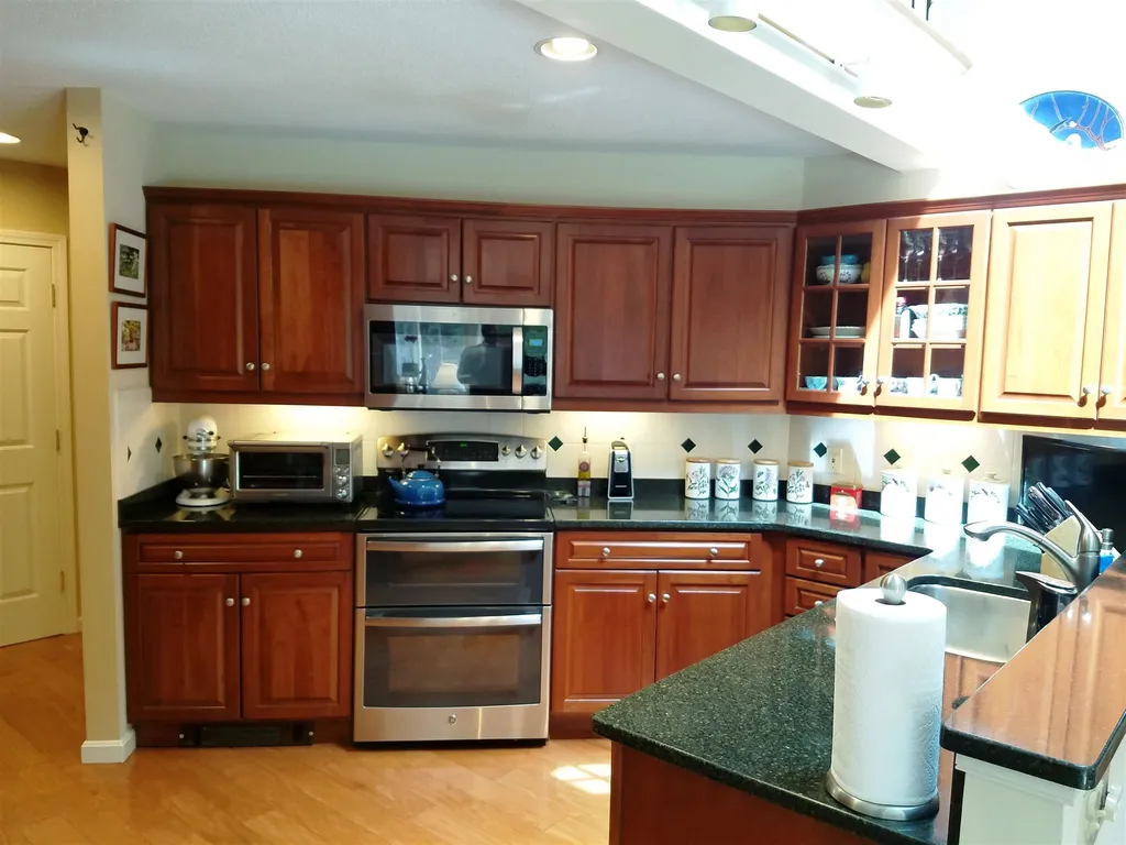 Kitchen 41 Brookside Rd., Thornton, NH 03285 Alpine Lakes Real Estate
