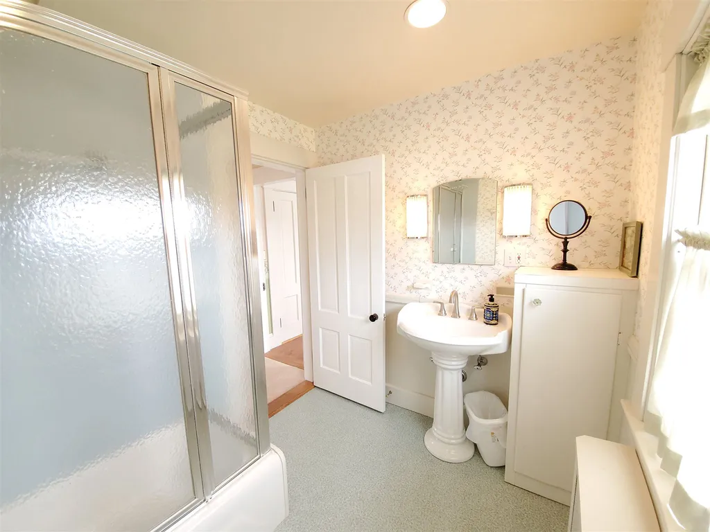 569 Canaan Street Canaan NH 03741