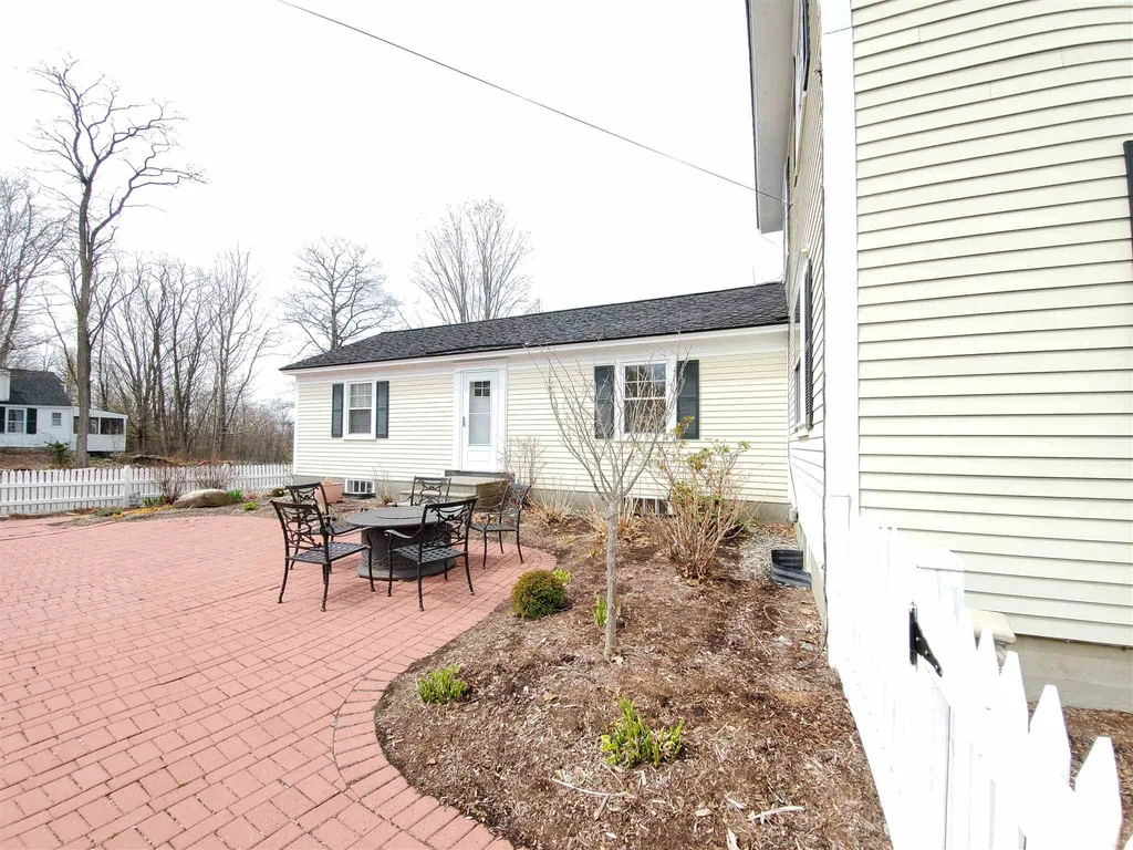 569 Canaan Street Canaan NH 03741