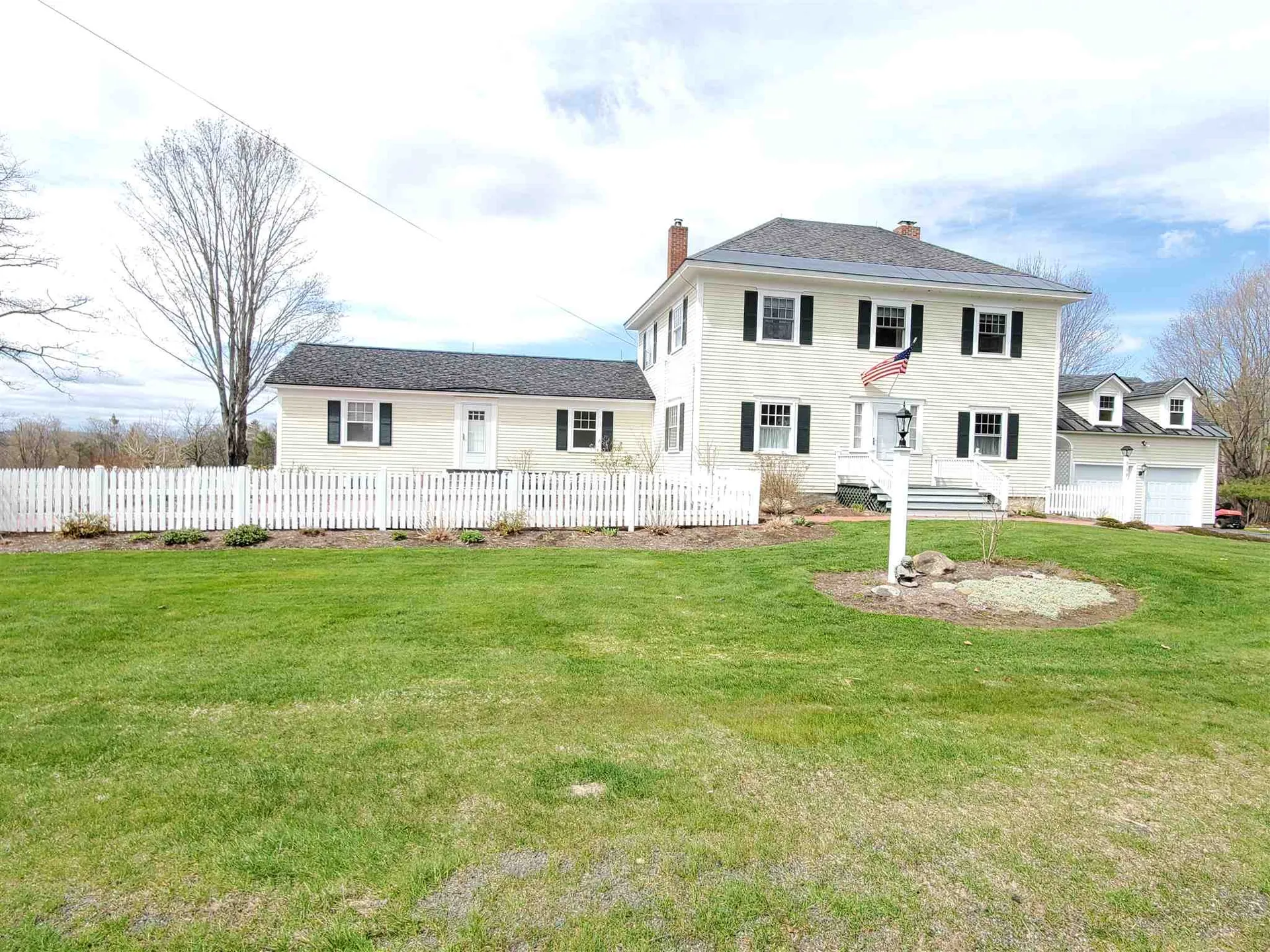 569 Canaan Street Canaan NH 03741