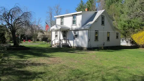 19 Aylward Avenue Swanzey NH 03446