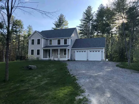 98 Lake Road Brentwood NH 03833
