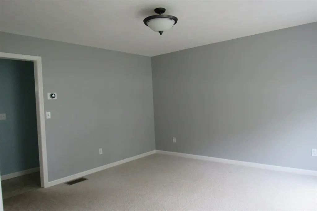 20 Bainbridge Drive Concord NH 03301