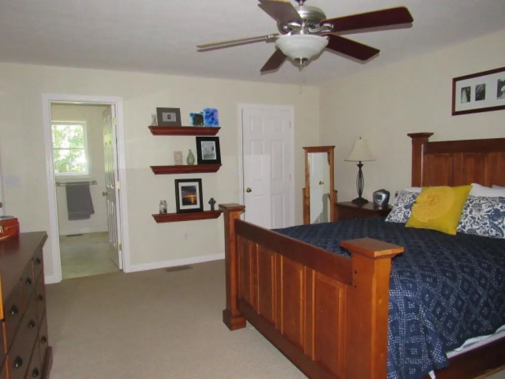 20 Bainbridge Drive Concord NH 03301