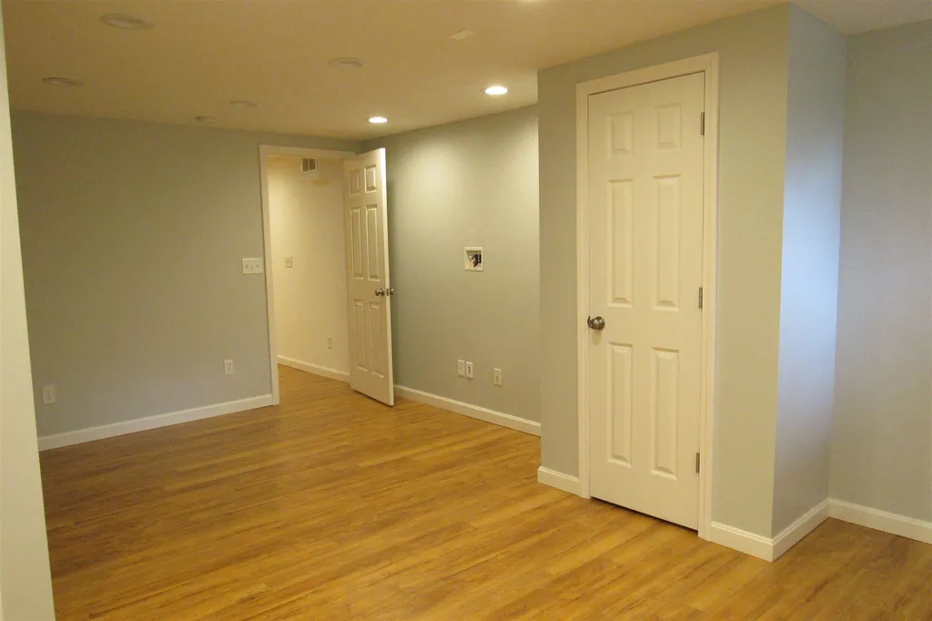 20 Bainbridge Drive Concord NH 03301