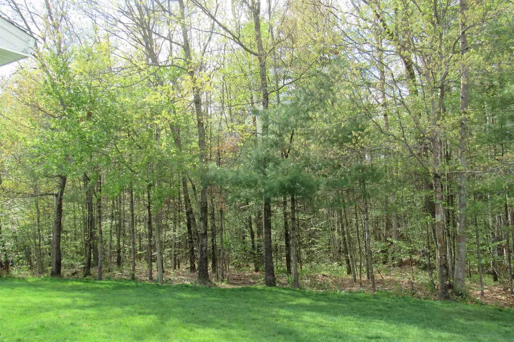 20 Bainbridge Drive Concord NH 03301