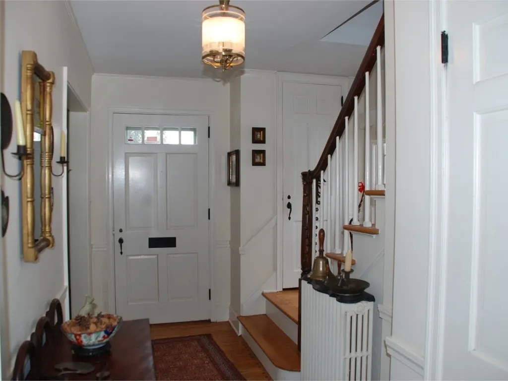 26 Edgewood Lane Burlington VT 05401