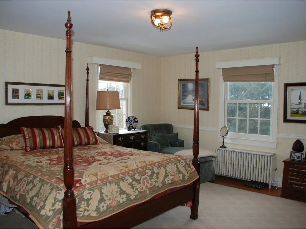 26 Edgewood Lane Burlington VT 05401
