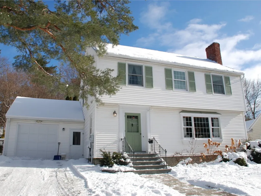 26 Edgewood Lane Burlington VT 05401