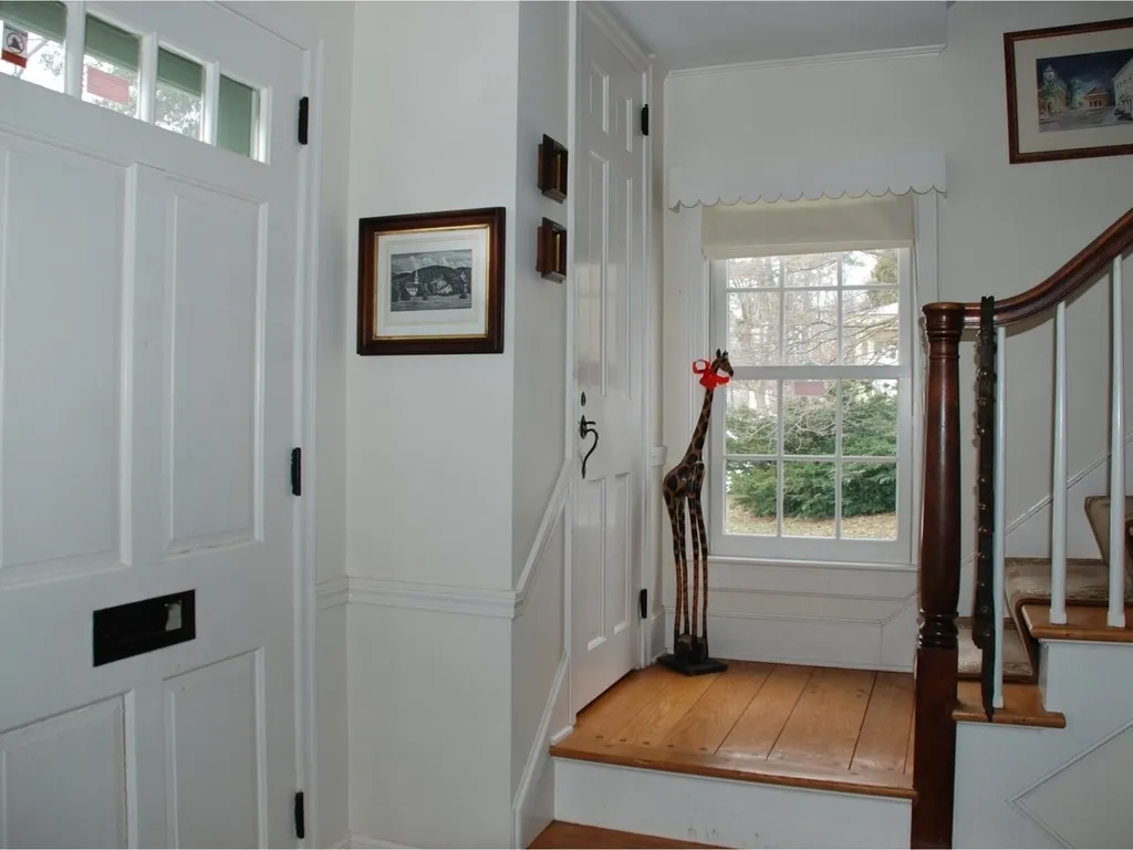 26 Edgewood Lane Burlington VT 05401