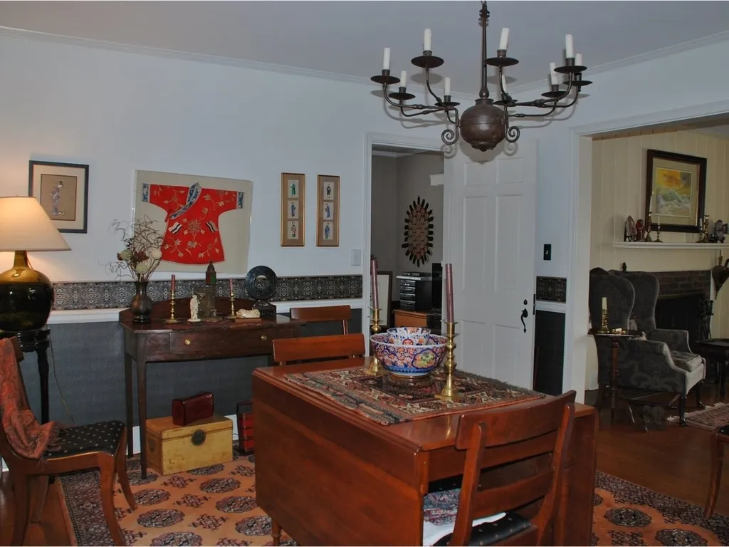 26 Edgewood Lane Burlington VT 05401