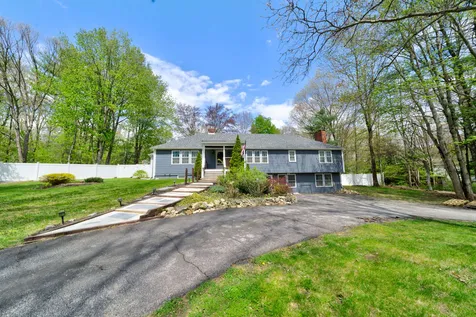 53 Pine Ridge Drive Candia NH 03034