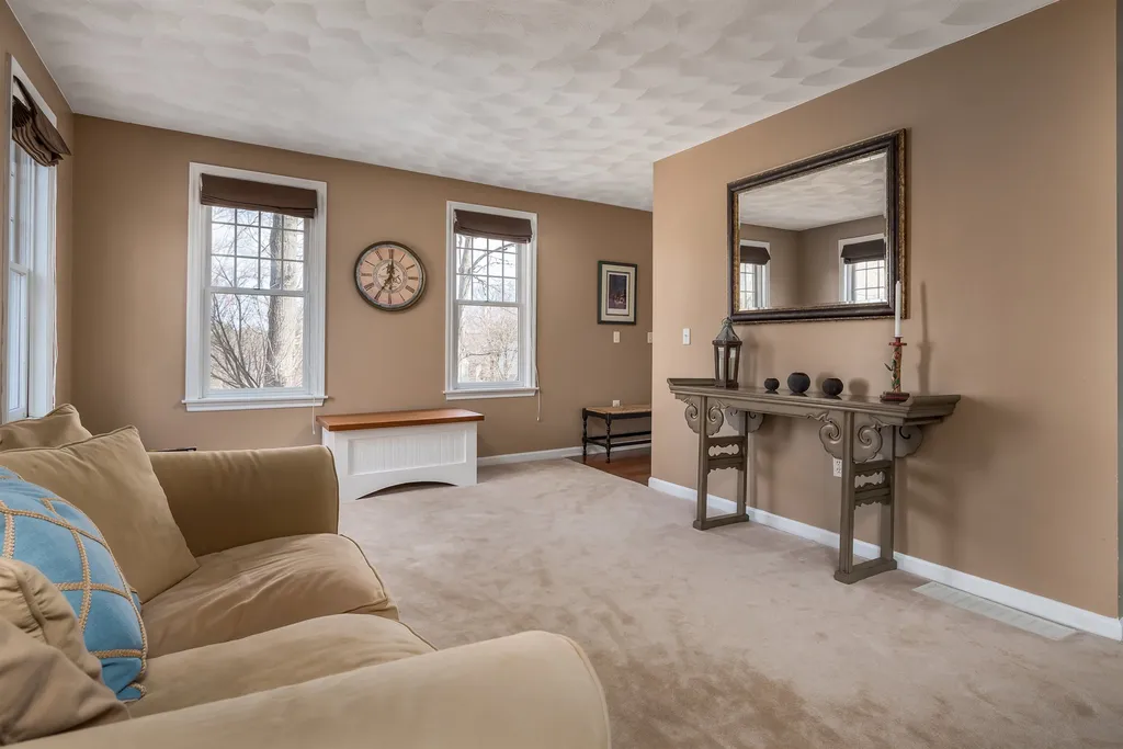 6 Falcone Circle Hampton NH 03842
