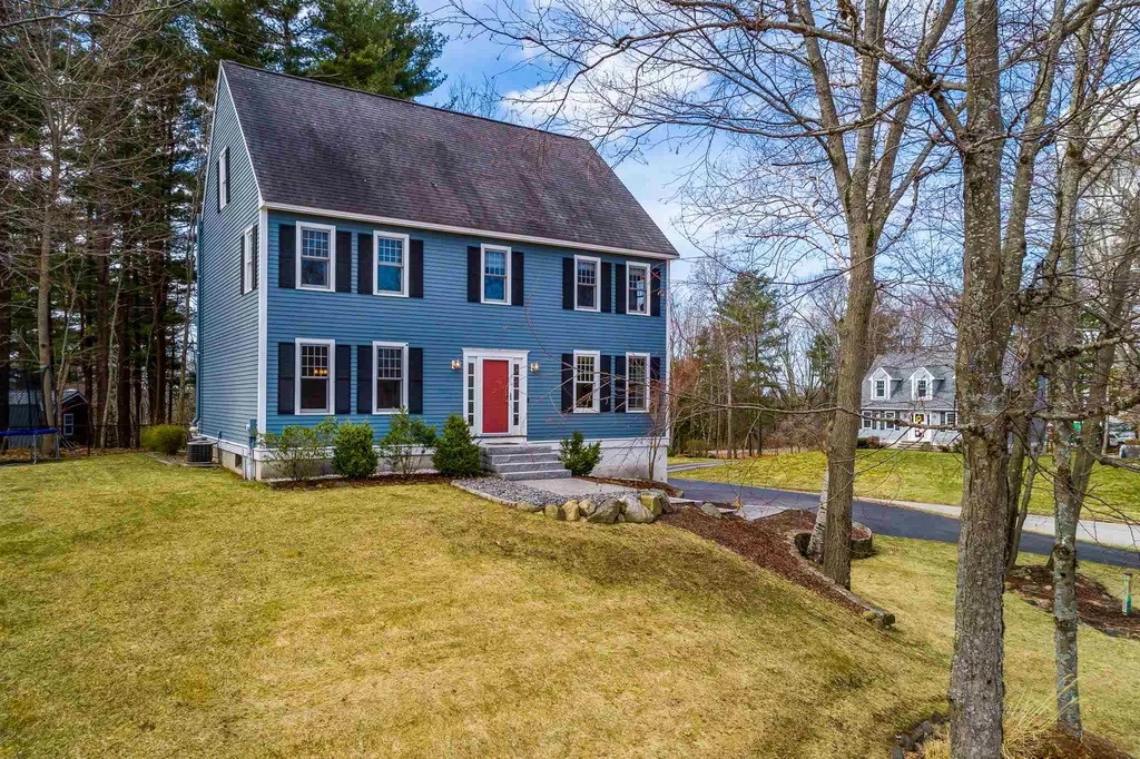 6 Falcone Circle Hampton NH 03842